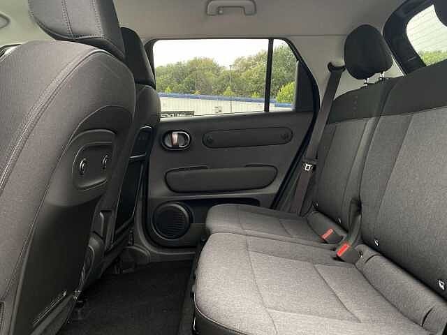 Hyundai INSTER Long Range 49kWh 02 Auto 5dr