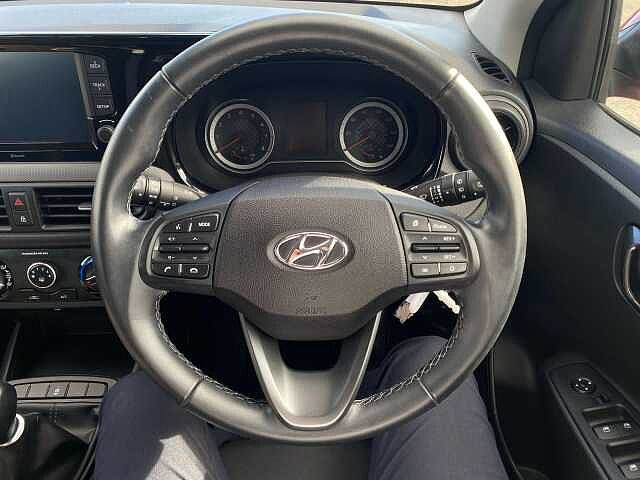 Hyundai i10 1.0 SE Connect Hatchback 5dr Petrol Manual Euro 6 (s/s) (67 ps)