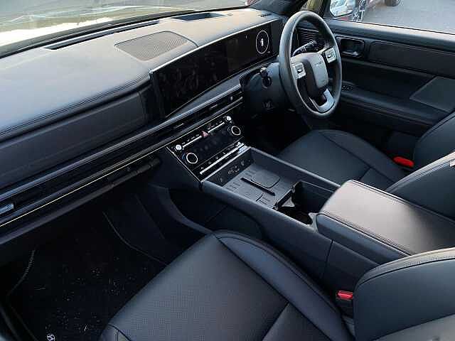 Hyundai SANTA FE Plug-in Hybrid 1.6 T-GDi 13.8kWh Calligraphy Auto 4WD Euro 6 (s/s) 5dr