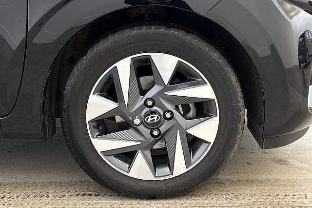 Hyundai KONA 65.4kWh N Line Auto 5dr Black