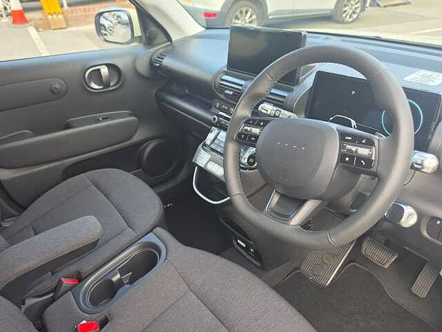 Hyundai INSTER 85kW 02 49kWh 5dr Auto Beige